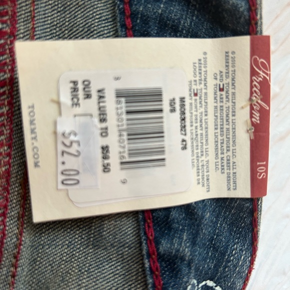 NWT - Tommy Hilfiger Classic Bootcut Women's Blue Jeans - Picture 3 of 15